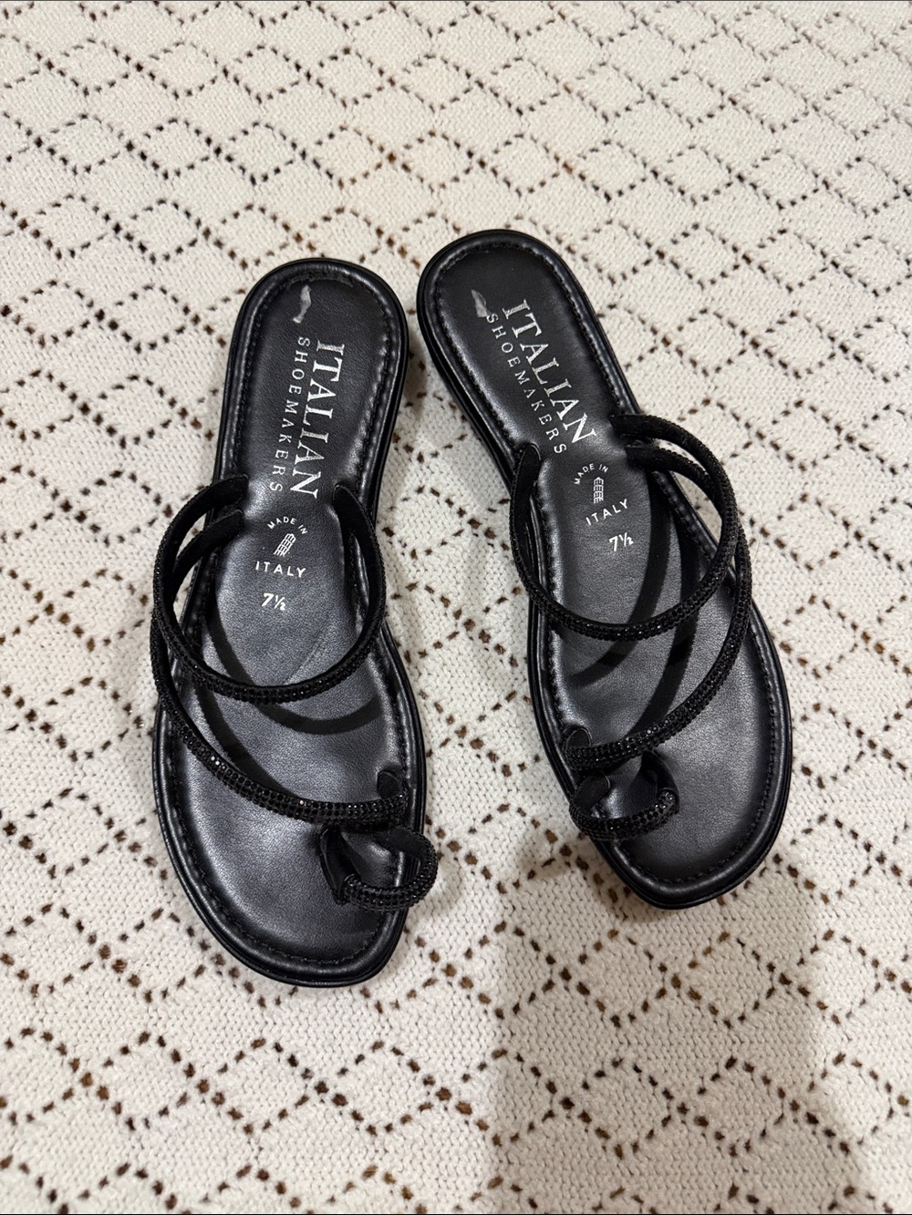 Italian Shoemakers Black Twisted Strap Slide Sandals